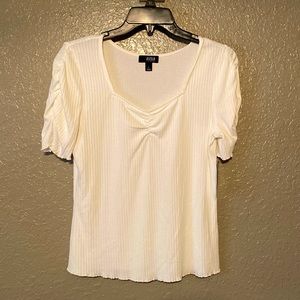 NWT— ANA White Ribbed Top size L